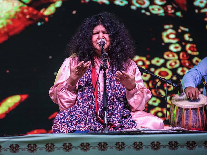 Abida Parveen performance gallery image 2