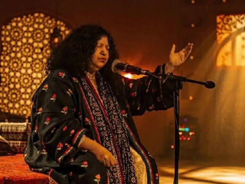 Abida Parveen performance gallery image 4