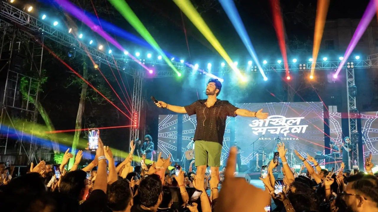 Akhil Sachdeva performance gallery image 3