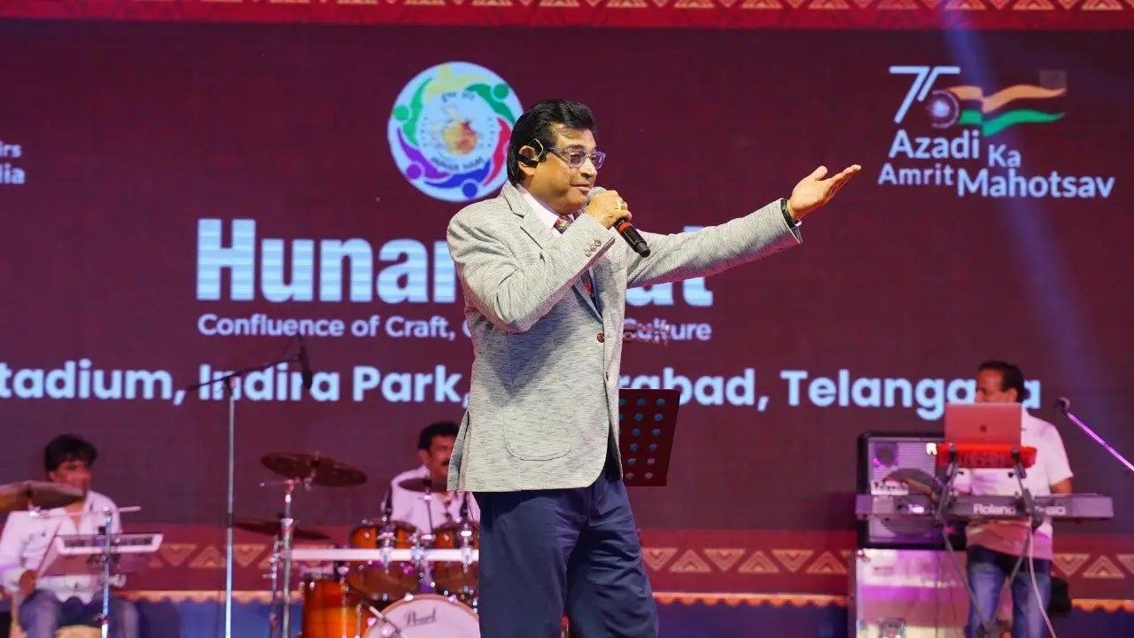 Amit Kumar performance gallery image 2