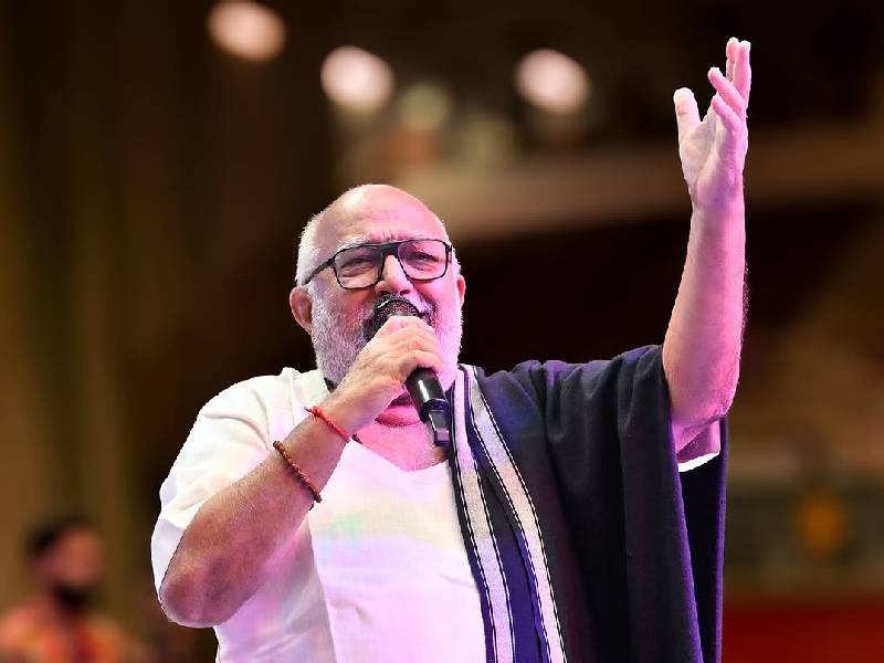 Atul Purohit performance gallery image 3