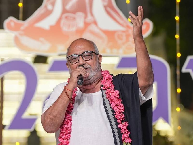 Atul Purohit performance gallery image 4