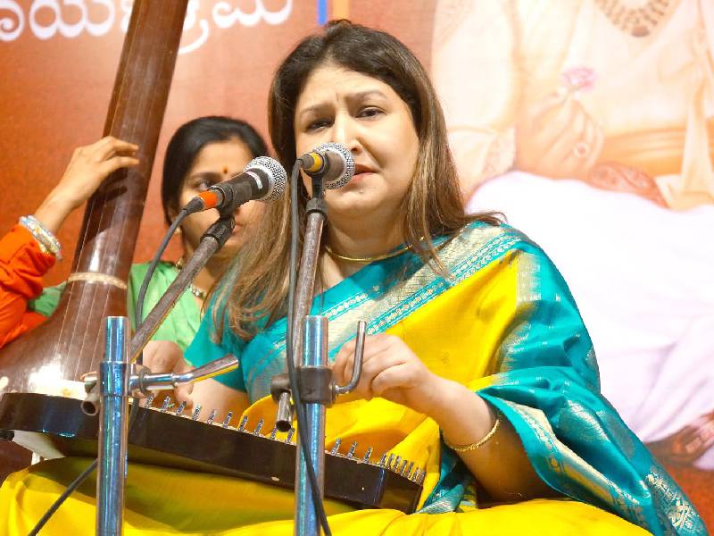 Chandana Dixit performance gallery image 4