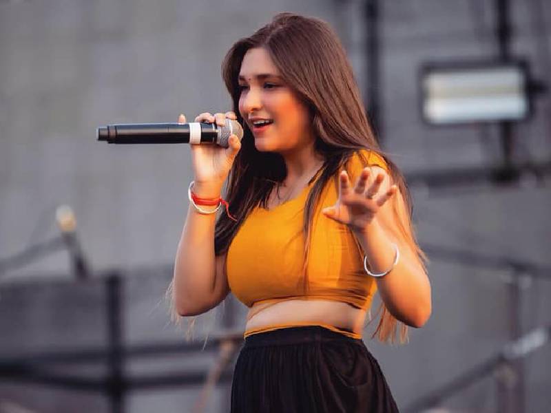 Cherry Singh performance gallery image 2