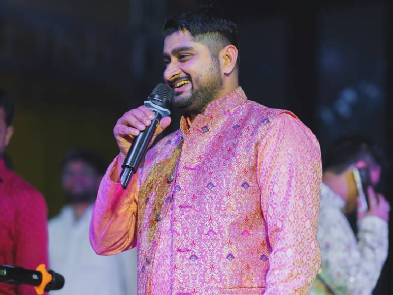Deepak Thakur performance gallery image 3