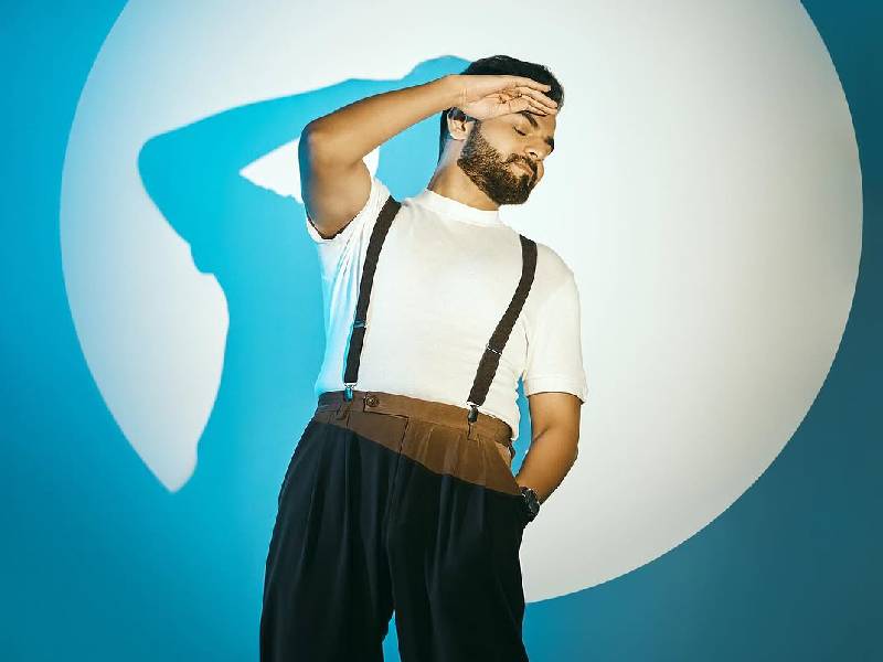 Dhaval Kothari performance gallery image 2