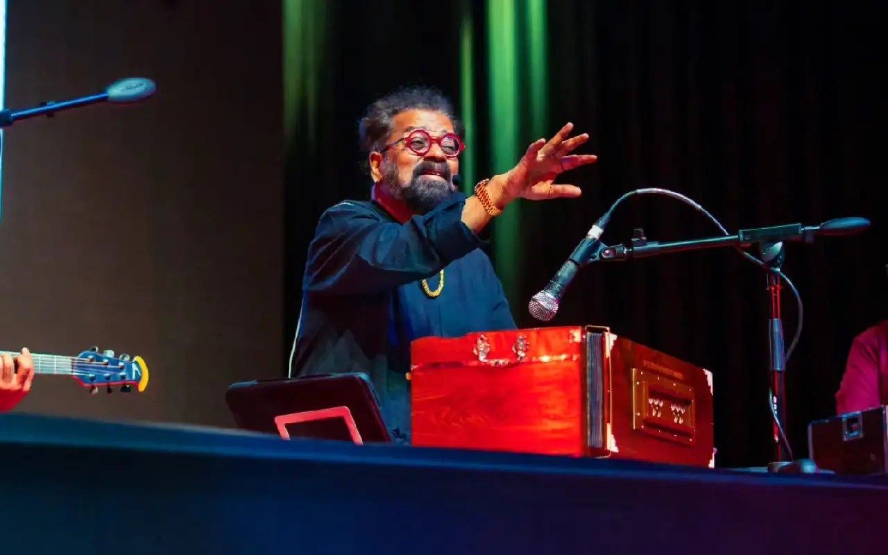 Hariharan performance gallery image 2