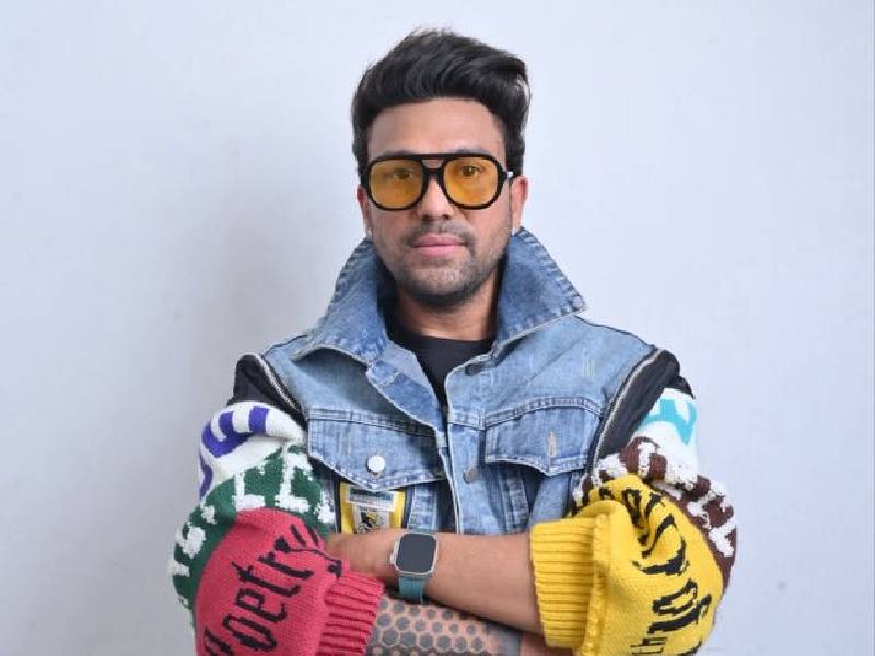 Kuldeep Rasila performance gallery image 2