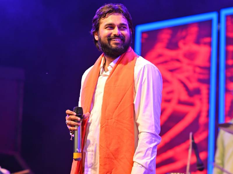 Mayur Dave performance gallery image 5