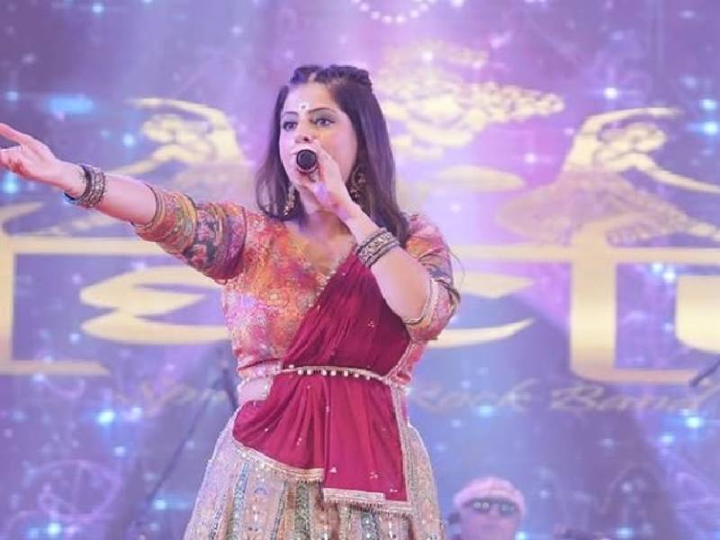 Mehak Malhotra performance gallery image 2