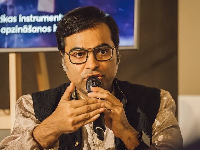 Purbayan Chatterjee performance gallery image 4