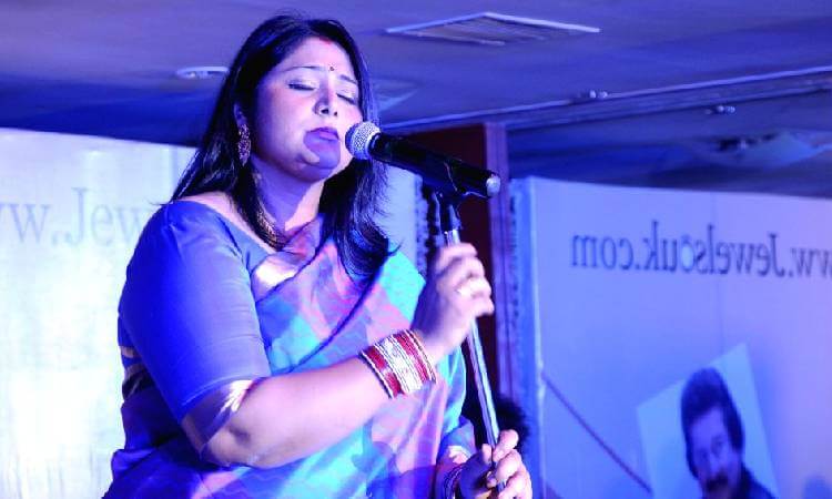 Runa Rizvi — Singer profile photo