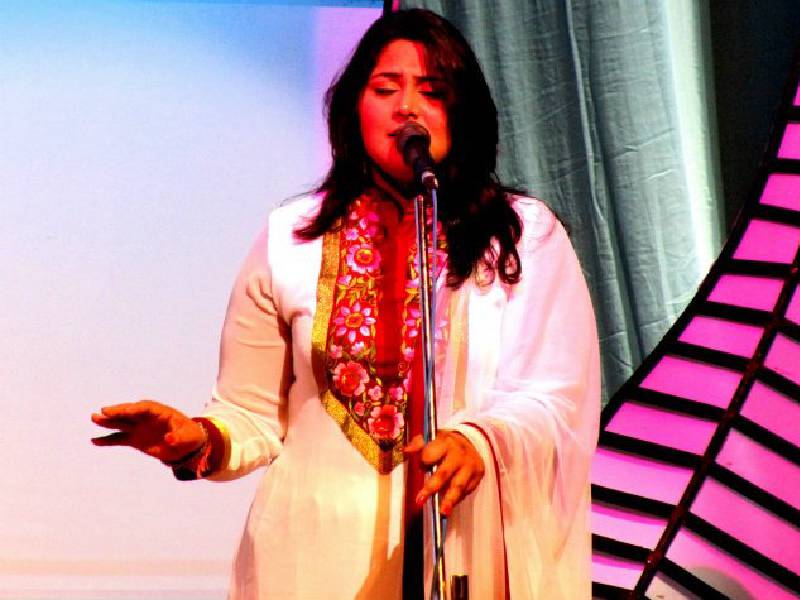 Runa Rizvi performance gallery image 4