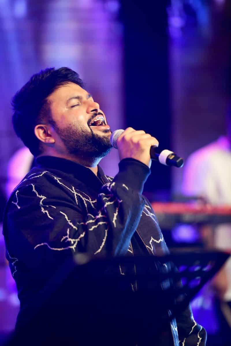 Thaman S performance gallery image 3
