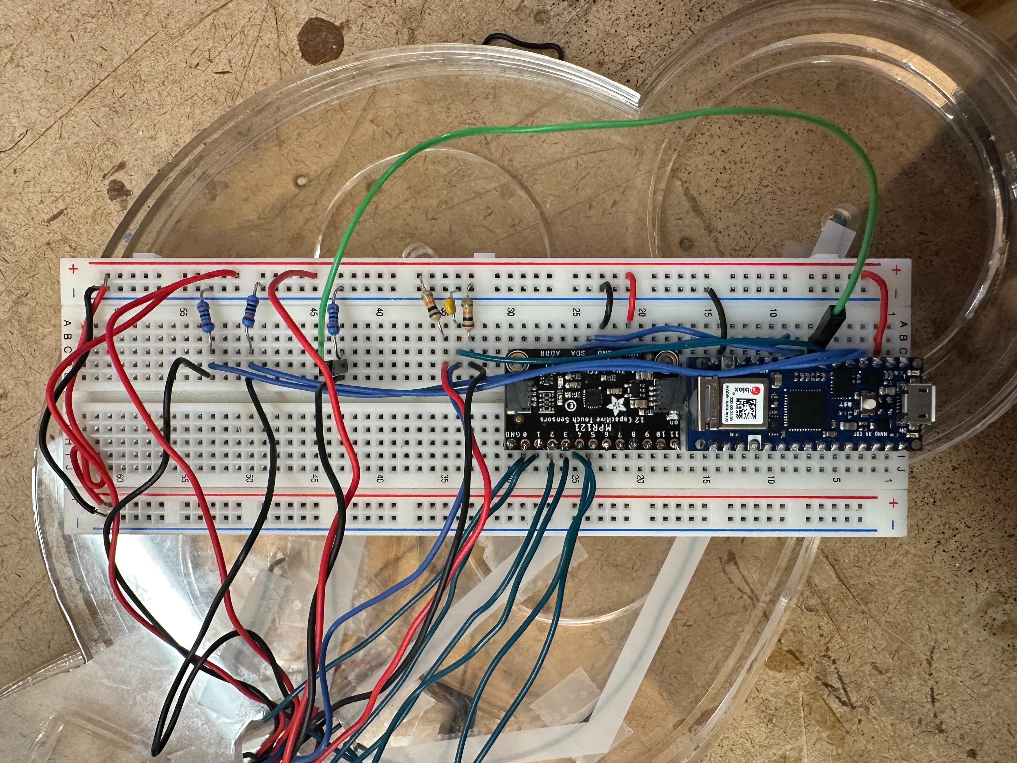 DJELLO breadboard