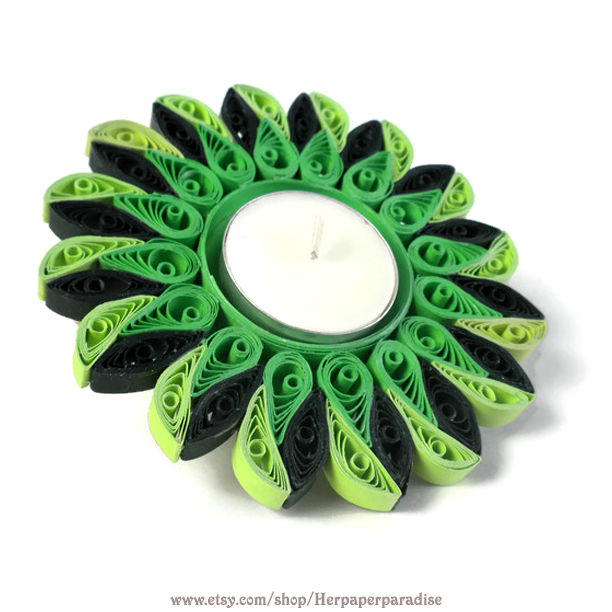 Quilling candle holder in green