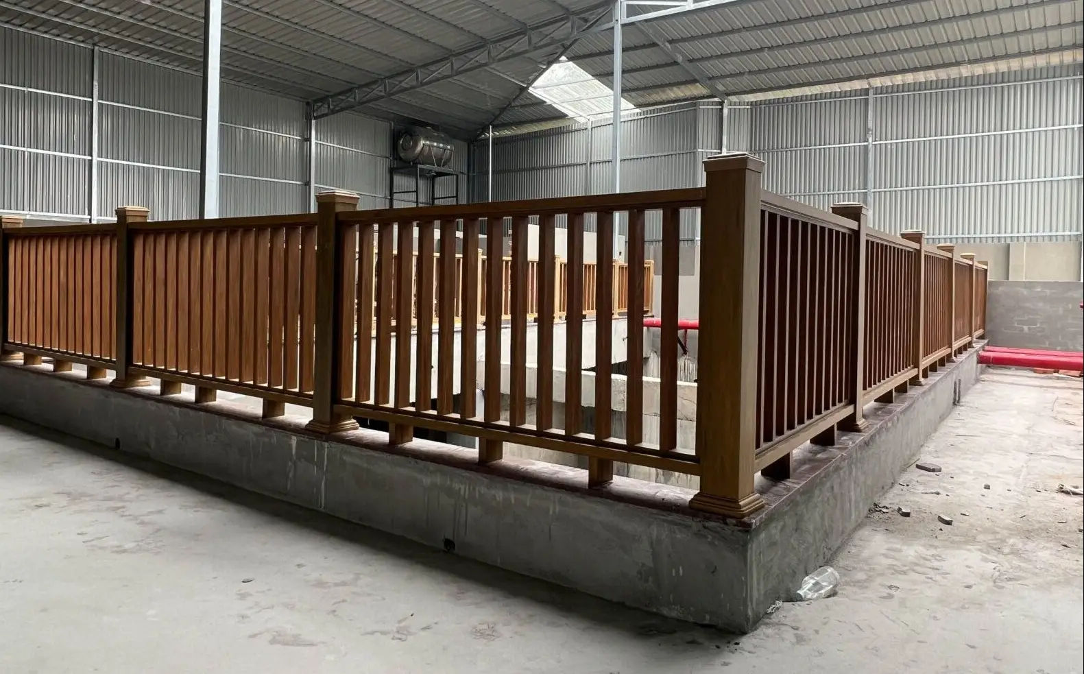 Lan Can Gỗ Nhựa Ngoài Trời: Mẫu Mã Đẹp, Bền Bỉ  Giá Tốt Lan Can Gỗ Nhựa Ngoài Trời: Mẫu Mã Đẹp, Bền Bỉ  Giá Tốt