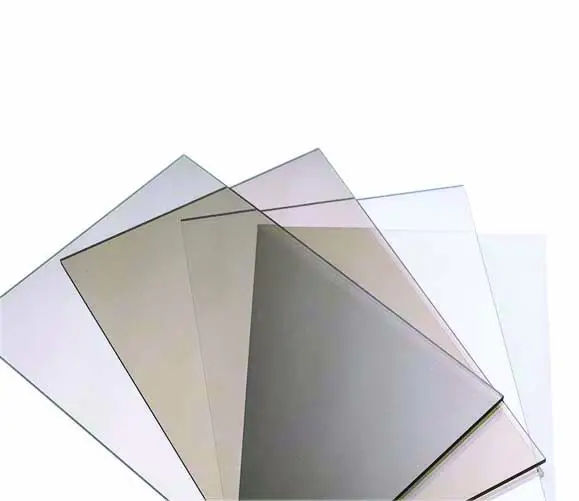 Polycarbonate Là Gì? Ứng Dụng, Tính Chất Và Ưu Điểm