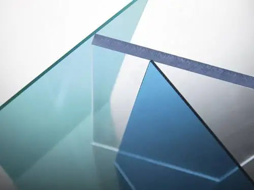 Polycarbonate Là Gì? Ứng Dụng, Tính Chất Và Ưu Điểm