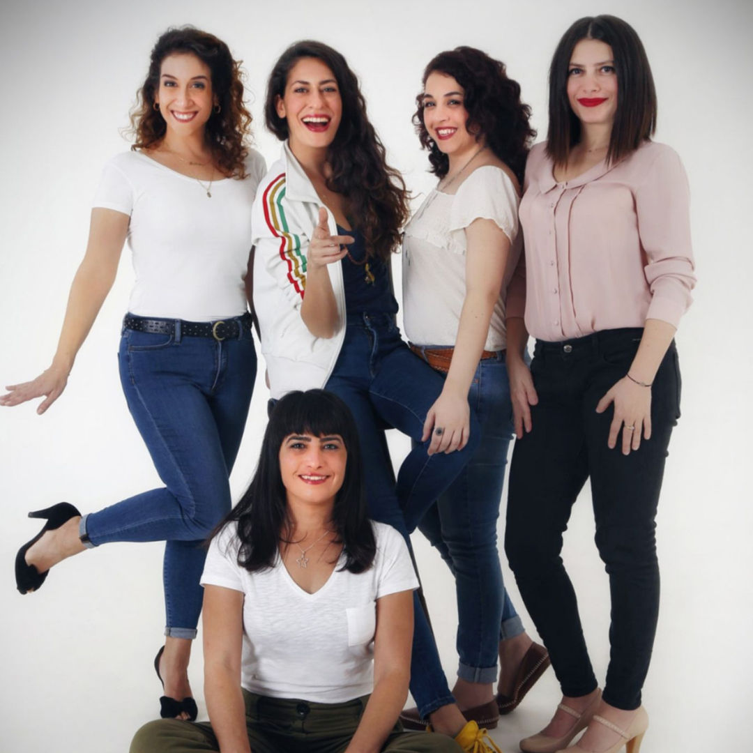 Çok da Fifi Stand Up