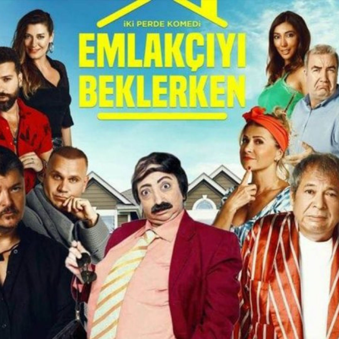 Emlakçıyı Beklerken