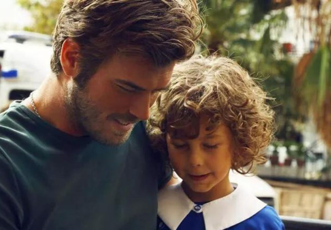 Fırat Parlak: Kıvanç Tatlıtuğ'a filmi anlatınca hiç beklemediğim bir tepkiyle karşılaştım