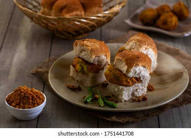 Vada Pav