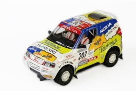 Mitsubishi Montero Priesto Dakar 2001