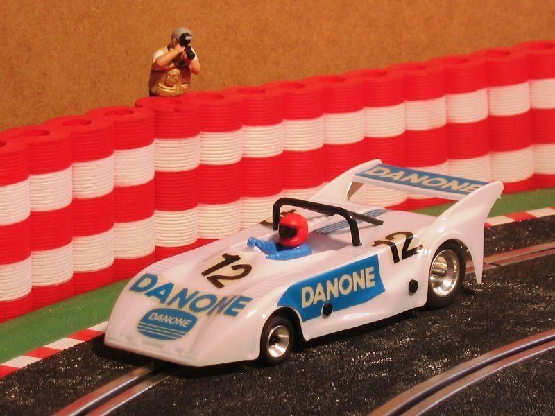 Lola T-298 Danone