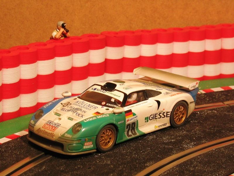 Porsche 911 GT1 Efecto Goma Salida Le Mans