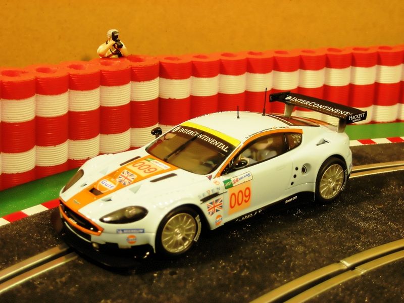 Aston Martin DBR9