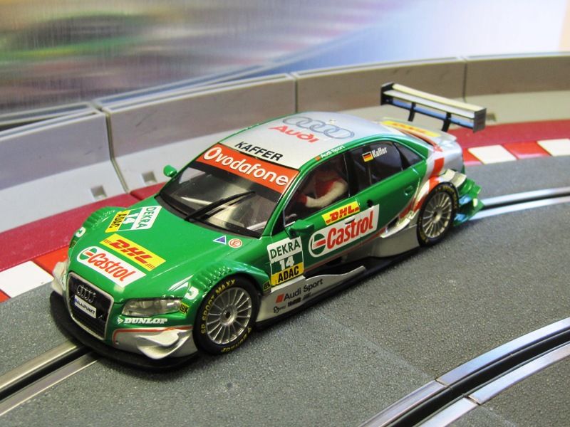 Audi A4 DTM Kaffer  DHL (Sobre Ref. 6293 año 2008)