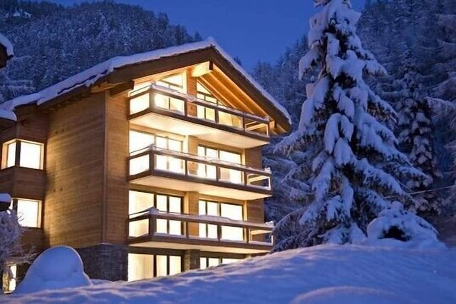 Amazing luxurious, modern and spacious 6bed apartments with Matterhorn view