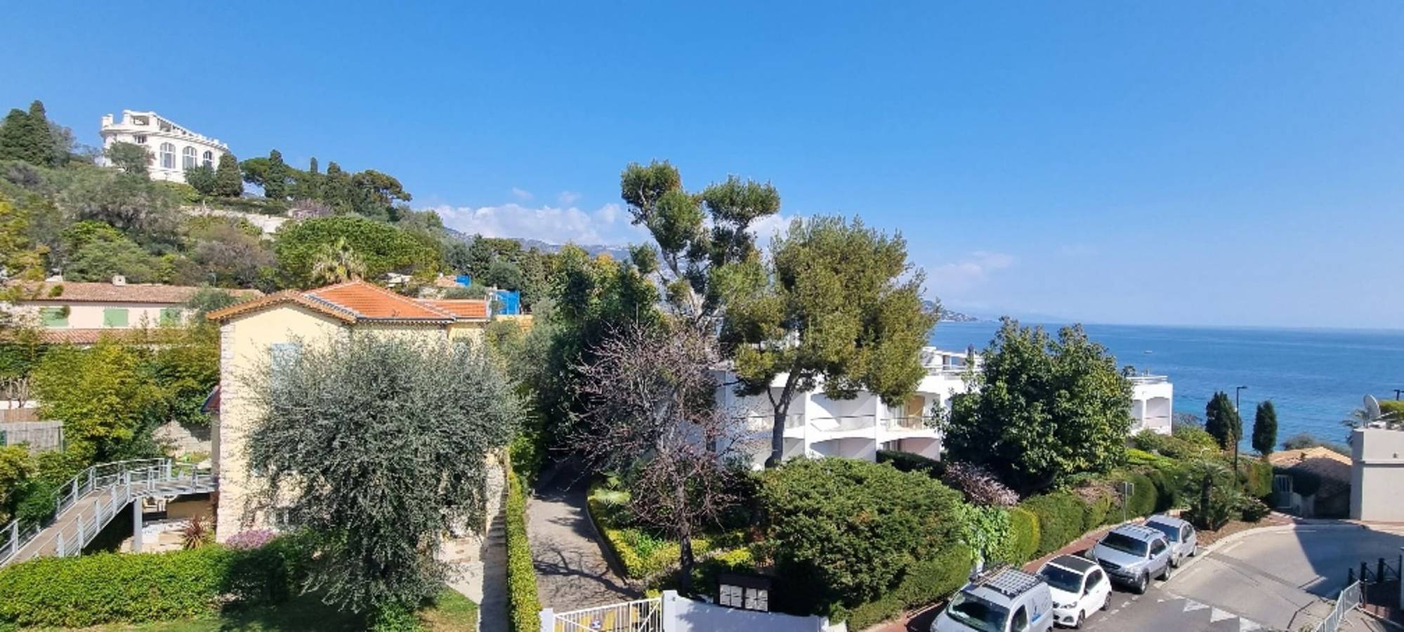 Bright Appartment, perfect location