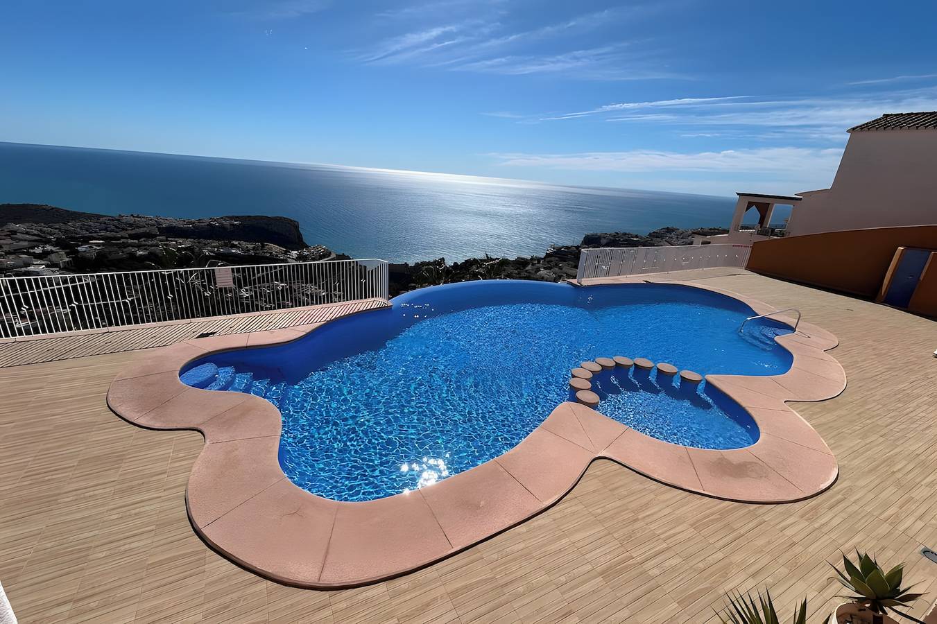 Duplex in Cumbres del Sol