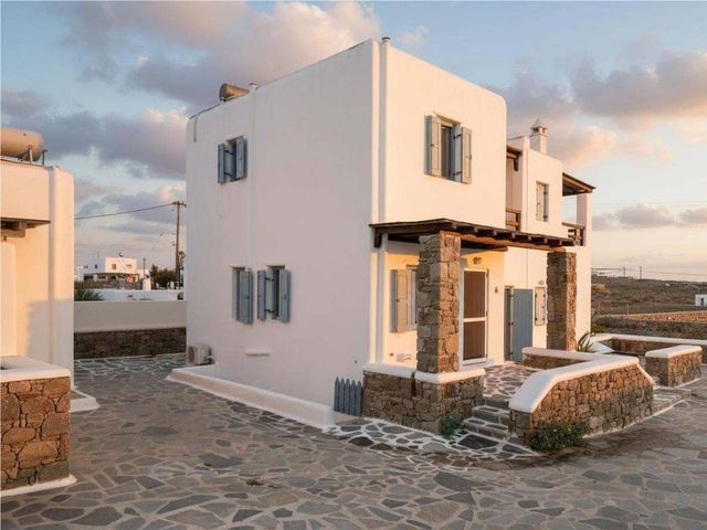 3-Bed Home in Ano Mera