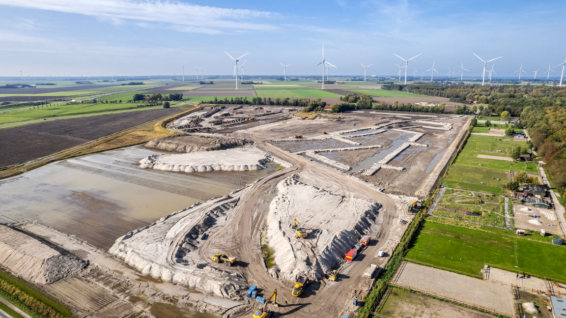 den Ouden drone swifterband.jpg