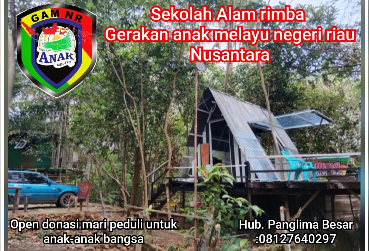 Panglima Besar Memberikan Bantuan Alat Tulis untuk Sekolah Alam Rimba di Tenayan Raya.