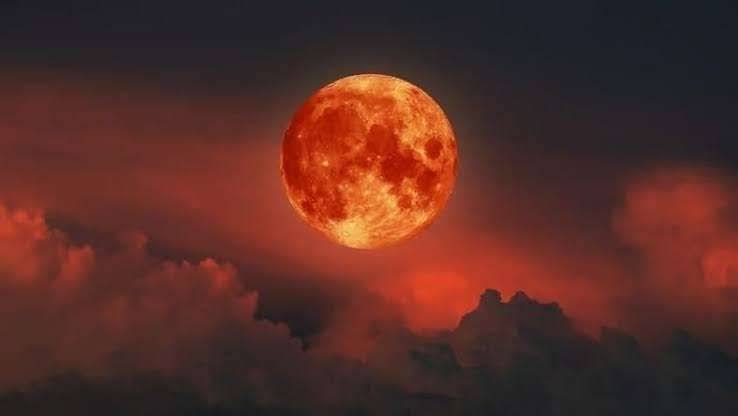 Fenomenal Blood Moon Malam ini