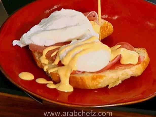 طريقة تحضير Eggs Benedicto طبق Eggs Benedicto جاهز للتقديم