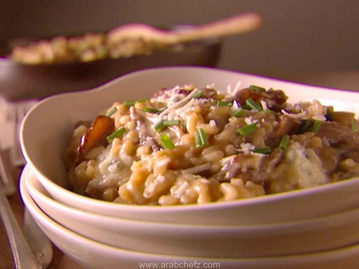 طريقة تحضير ريزوتو الفطر بورسيني طبق ريزوتو الفطر بورسيني والجبنة الجورغونزولا الإيطالي