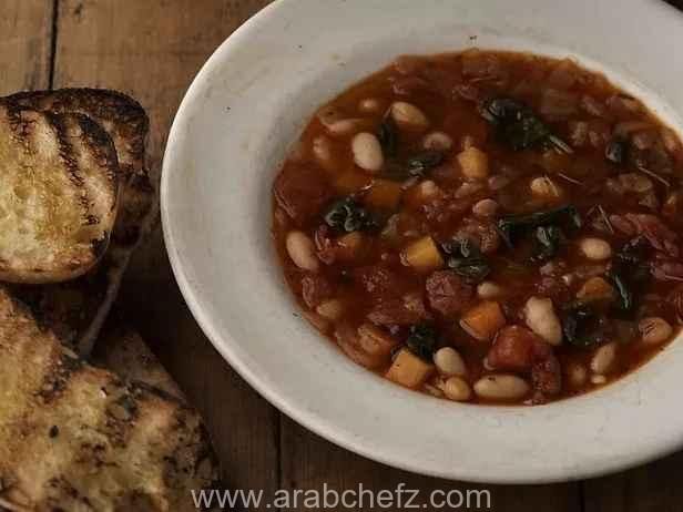 حساء الريبوليتا الإيطالي التقليدي