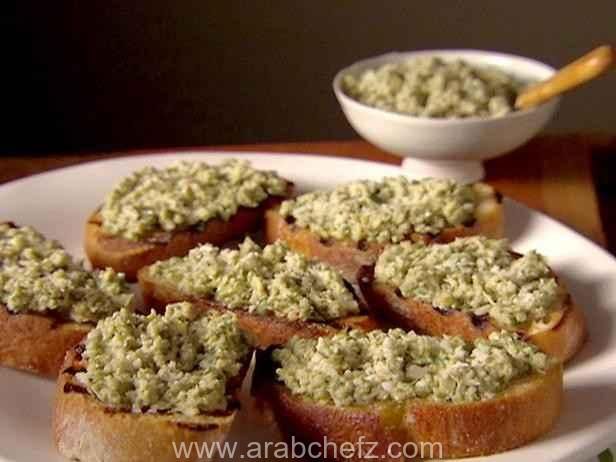 طريقة تحضير صلصة الطرخون والجوز صلصة الطرخون والجوز الجاهزة للتقديم