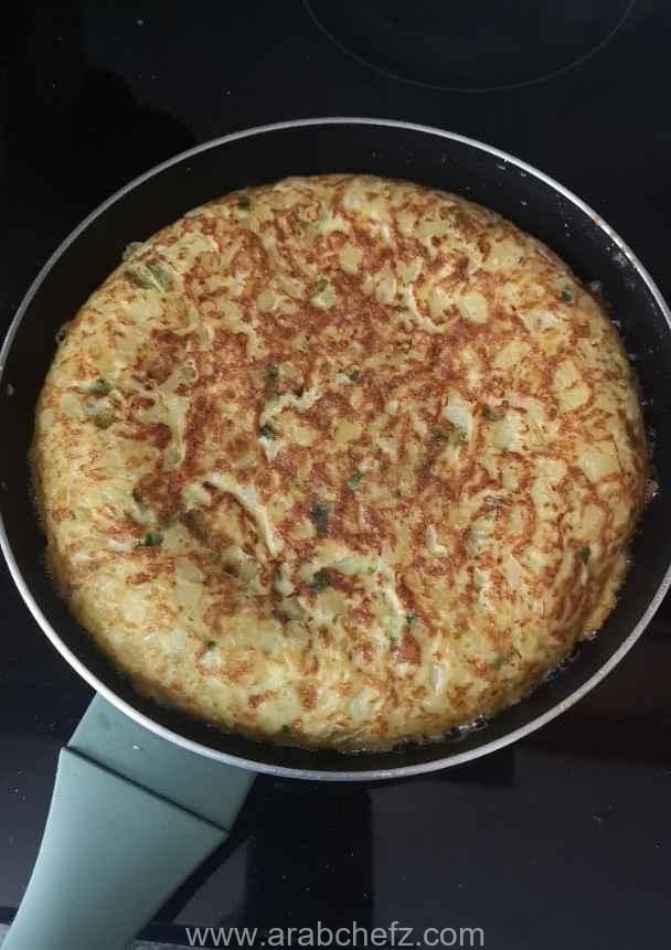 أومليت البطاطس المطهوة بالميكروويف