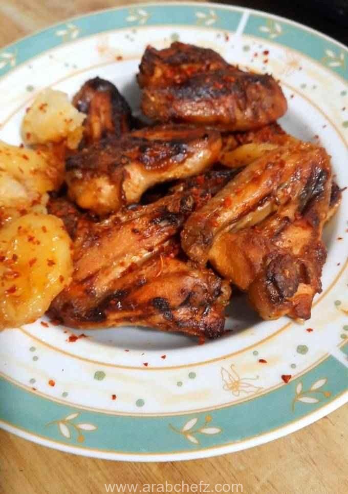 أجنحة دجاج مشوي