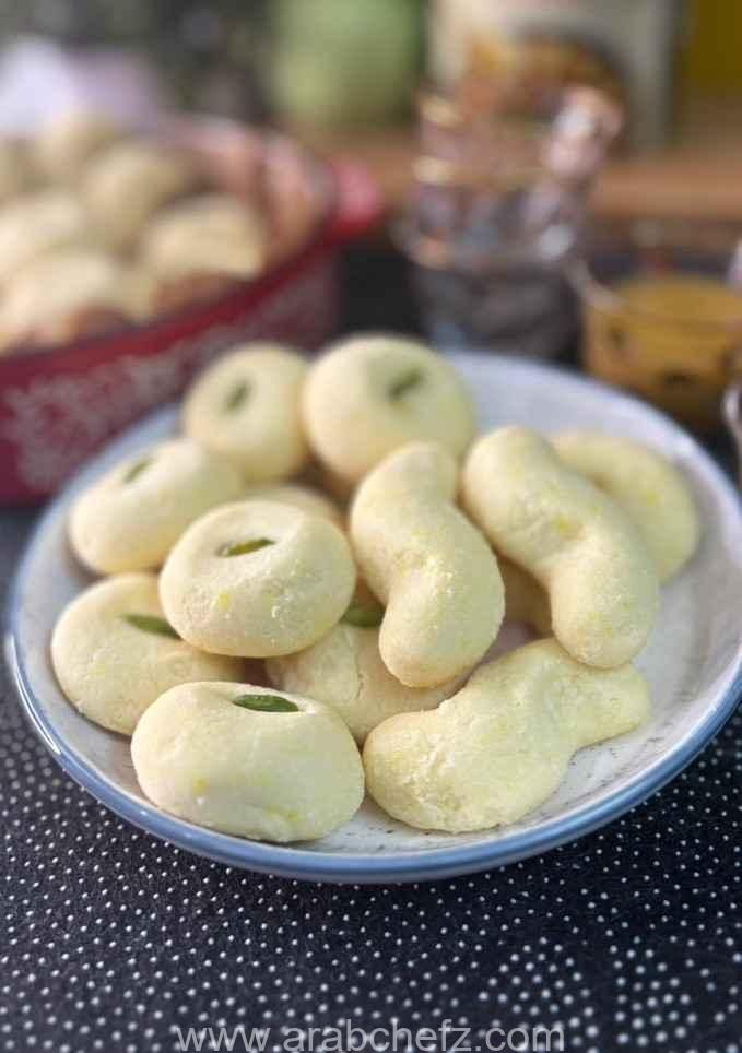 الغريبة التقليدية