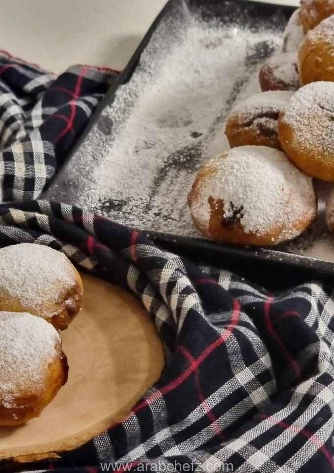 دونات بحشوة المربى والشوكولاتة