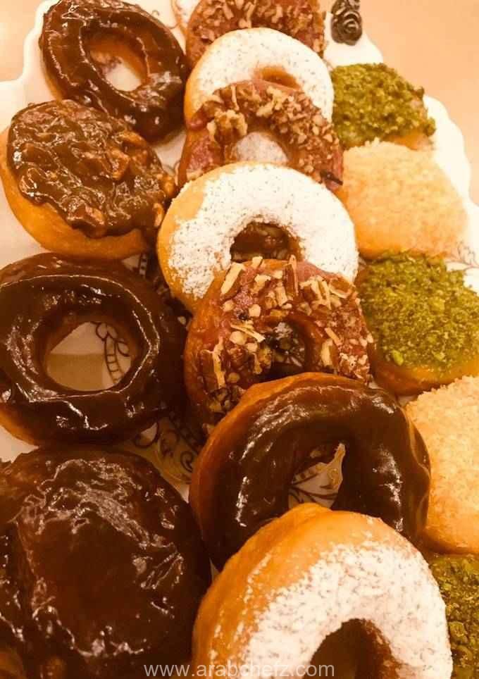 دونات بيتي مع أفكار تزيين