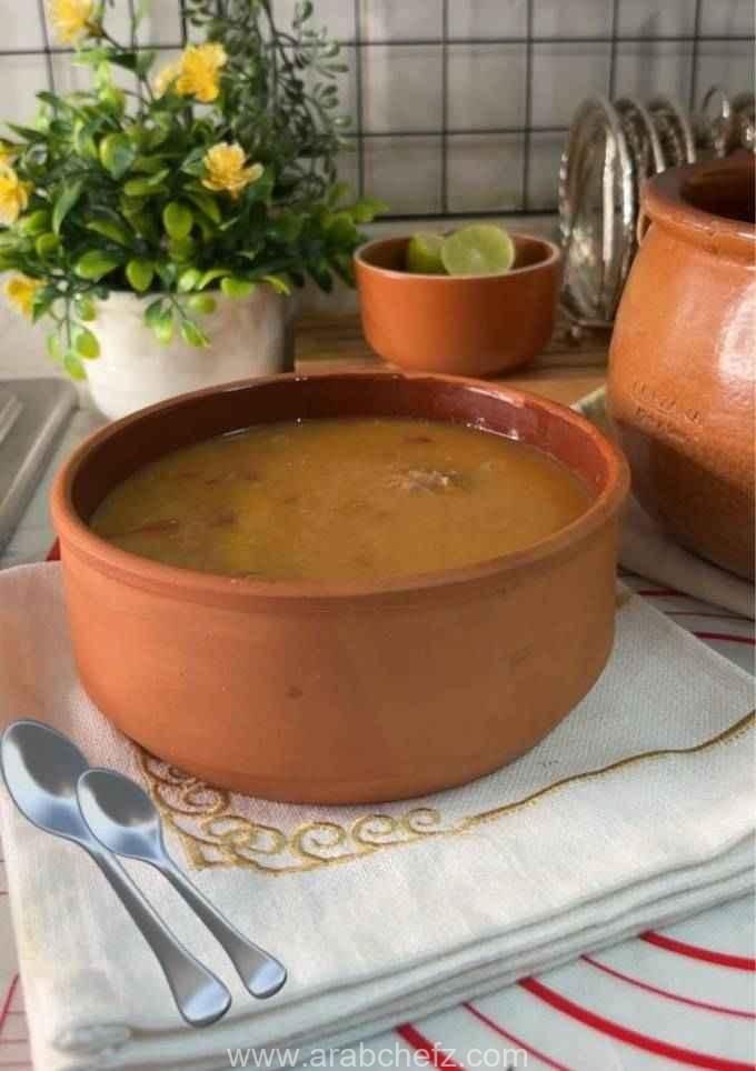 شوربة الحب المجروش بالفخارة