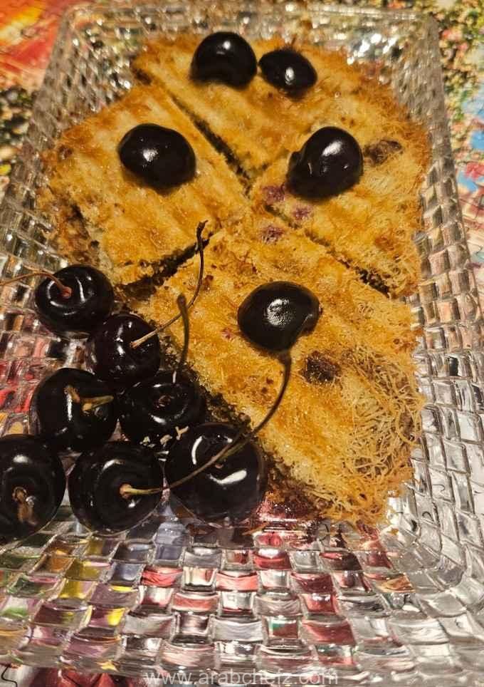 كنافة الشوكولاتة والكرز